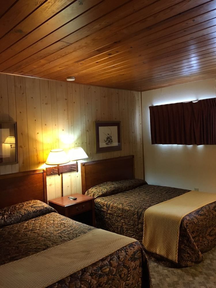 Love Hotels Western Holiday By Oyo At Harlan Lake Ne 阿尔马 外观 照片